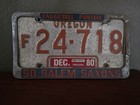 Oregon Vintage License Plate F 24-718 Dec 80 Sticker Dealer Frame Taggesell