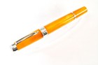 Beautiful Marlen  one  Orange Fountain Pen  Medium Nib  Made In Italy  Rare