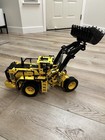 Lego Technic  Volvo L350f Wheel Loader  42030  Motorized 100  Complete