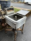 Vintage Electric Maytag Roller Wringer Washing Machine
