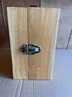 Very Rare Vintage 1995-96 Breyer Wooden Travel Horse Barn   Stall     B Ranch Tack