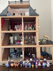 Playmobil Victorian Mansion Dollhouse W extra Floor 20 Figures  Furniture   More