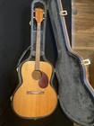 Vintage 1960   s Silvertone Tenor Small Body Acoustic Guitar