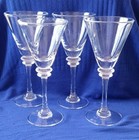 Set Of 4 Pottery Barn Claro V-shaped Water wine Goblets Excellent Condition