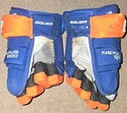 Anders Lee New York Islanders 2015 16 Game Used Hockey Gloves Photomatched
