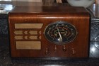 Stunning Delco R-1120 Wooden Tube Large Tabletop Radio - Receives - Superb