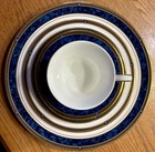Royal Doulton Stanwyck English Fine Bone China 5 Piece Place Setting s  Mint