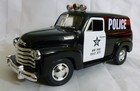 1950 Chevrolet Panel Police Truck  New York Police Dept  - 1 18 Mira Solido