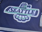 Seattle Thunderbirds Reebok Chl whl Navy Blue Hockey Jersey Sweater Size Men s L