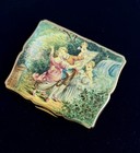 Unused Vtg Stratton Powder Mirror Compact Kissing Couple Cherubs Gold Tone Uk
