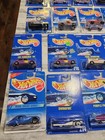      Vintage 90 s Hot Wheels Die Cast Cars  New In Packages Lot Of 31 Nice Cards