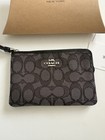 Coach F58033 Signature Corner Zip Wristlet