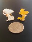Vintage New Lot Of 2 Peanuts Snoopy   Friend Woodstock Enamel Lapel Pins