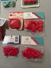 Pom Poms 1 5   1 4     3 4     1    Vintage Super Val-u  Crafting  Red  Green  Nos