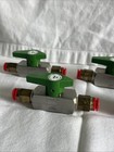 1 4  Swagelok Nupro Ss-2p4t4 2 Way Plug Ball Valve X 5 Nos