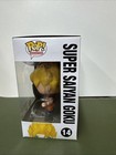 Funko Pop   Dragon Ball - Goku  super Saiyan   glow  - Entertainment Earth 14