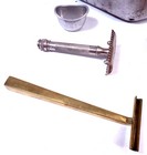 Vintage Shaving Kit W  Brush  Razors  1920 s Lavoptik Aluminum Eye Wash Cup