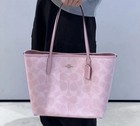 Nwt City Tote In Signature Canvas Cal49 powder Pink