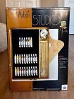 Brand New Vintage Art Studio Classic Artist s 33 Piece Easel Set   6 Canvases