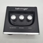 Behringer U-phoria Um2 Usb Audio Interface Xlr Mic Preamp Podcast