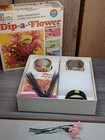 Vintage New Retro 70   s Dip-a-flower Artist Starter Kit    Flower Power   