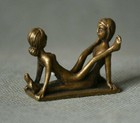 4cm Old Chinese Copper Man And Woman Make Love Pornography Sculpture