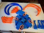 Hot Wheels Criss Cross Crash Track Set 4 Loop Motorized Booster Tested complete