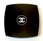 Chanel Oversize Illuminating Face Powder In Pearly White
