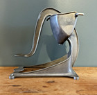 Vintage Wear-ever Aluminum Juicer Orange Lemon Citrus Squeezer Pat  8617 Alcon