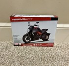 Maisto Assembly Line Ducati Diavel Carbon Diecast Model Kit New 1 12