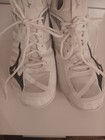 Mizuno Woman   s Wave Dimension Volleyball Shoes Size 9 5  White black