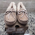 Ugg Women   s Dakota 5612 Taupe Moccasins  Authentic  Size 5