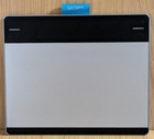 Wacom Cth-480 Intuos Small Creative Pen   Touch Tablet 3 Piece Set