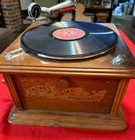 Vintage Thomas Home Phonograph   beautiful Replica   estate Sale Find Free Shipping
