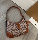 Hamptons Hobo Signature Jacquard Cw654 Shoulder Bag