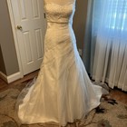 Sweetheart Wedding Gown Strapless Ivory Size 10 Style 6059