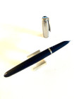 1960s Dark Blue Parker 21 Fountain Pen Fine Squeeze Filler  V Trough Clip Beauty