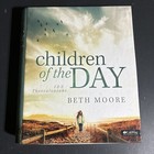 Beth Moore Children Of The Day Bible Study Box Set With Leader Guide