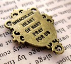 Vintage Virgin Mother Mary Catholic Rosary Centerpiece Pendant Bronze Gold Charm