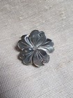 New Hand-carved Pretty Dark Gray Luster Mother Of Pearl Flower Button - 21mm