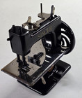 Vintage Singer No  20 Black Sewhandy Child s Sewing Machine  tested working 