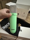 Rode Nt1 Signature Series Large-diaphragm Condenser Microphone  green 