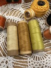 Vintage Sewing Notions Lot Pilcher   s Detachable Bachelor Buttons Wooden Spools