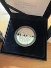 Her Majesty Queen Elizabeth Ii 2022 Uk   5 Silver Proof Coin - Royal Mint 