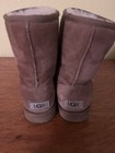 Ugg Women   s Size 7 Classic Ii Short Shearling Boots