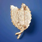 Vintage Sarah Coventry Demi   Brooch    wooded Beauty    1968