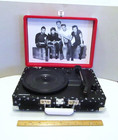One Direction 2014 Edition Crosley Suitcase Record Player Rare  Works  Tested