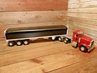 Ertl Big Farm 45 In Red Peterbilt Model 367 Semi Grain Truck And Trailer 1 16