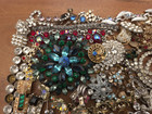 Vintage-now 40  Piece Broken Craft Colorful Rhinestone Jewelry Making Lot  2