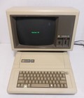 Apple Iie Ii Enhanced Complete In Original Box Matching Serial Plus Monitor Iii